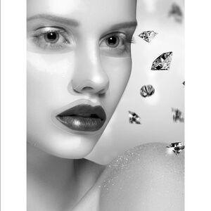 The Diamond Mask VIP Illuminating Luxury Ipsy